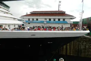 Tour image of Cruiseline Excursion Colon: Panama City tour and Miraflores Locks