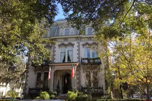 Tour image of Savannah Midnight in the Garden of Good & Evil Narrated Walking Tour