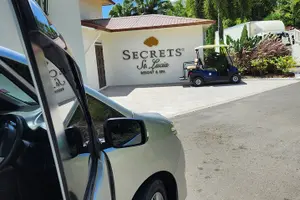 Tour image of Hewanorra Airport UVF St Lucia Private Airport Transfers -One Way