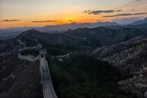 Tour image of Small Group 6km hiking Jinshanling Great Wall EN speaking driver