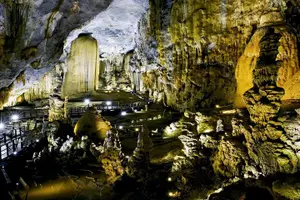 Tour image of Deluxe Small Group : PHONG NHA CAVE - Paradise Cave Full Day Tour