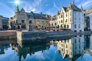Tour image of Alesund Sightseeing private tour for cruise passengers