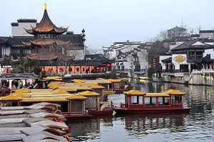 Tour image of Nanjing By Night: Qinghuai River Cruise with Authentic Dining Experience