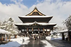 Tour image of Half-Day Zenkoji Tour with Tea Experience