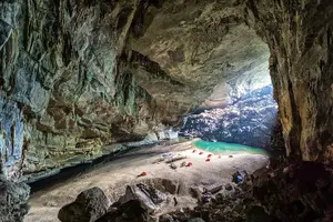 Tour image of PHONG NHA CAVE- PARADISE CAVE FULL DAY FROM DONG HOI or PHONG NHA