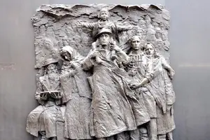 Tour image of 3-Hour Private Tour to Jewish Ghetto and Shanghai Bund