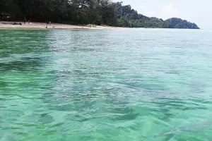 Tour image of Koh Ngai, Koh Muk + Emerald Cave Snorkeling Tour by Classic Longtail Boat