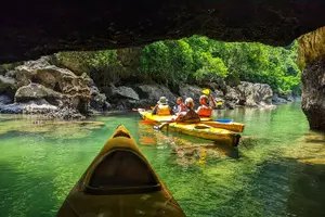 Tour image of Lan Ha - Ha Long bay with local experts (small group guaranteed)