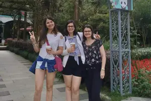Tour image of Chengdu: Panda Base Leshan Buddha English-guided Group Tour