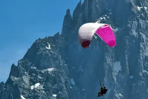 Tour image of Acrobatic Paragliding Tandem Flight over Chamonix