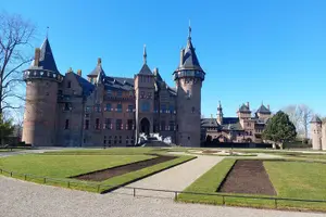 Tour image of Small Group Tour to Castle De Haar from Amsterdam