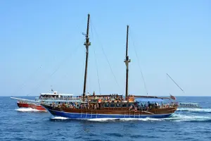 Tour image of Full Day Fernandes Cruise with Lunch