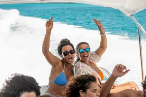 Tour image of Exuma Powerboat Tour from Nassau with Swimming Pigs