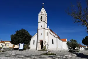 Tour image of Fatima, shown by a local.