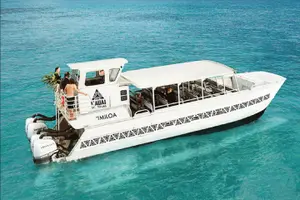 Tour image of Deluxe Na Pali Sunset Snorkel Tour on the Lucky Lady