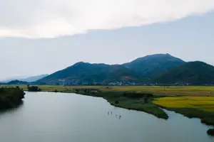 Tour image of Stand Up Paddle Boarding and Sunset Watching on Cai River
