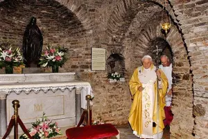 Tour image of Kusadasi Shore Excursion: Private Full-Day Tour to Ephesus, Didyma and Miletus