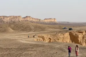 Tour image of Edge Of the World with 4x4 vehicle