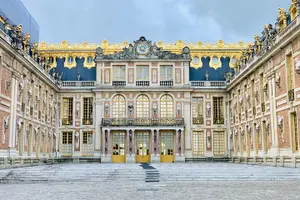 Tour image of PRIVATE Versailles Palace & Gardens Tour with transfer included
