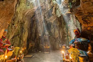 Tour image of Hue to Hoi An via Golden Bridge & Marble Mountain (or Vice Versa)