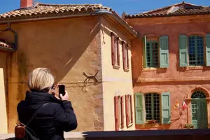 Tour image of Picturesque Luberon - From AIX-EN-PROVENCE