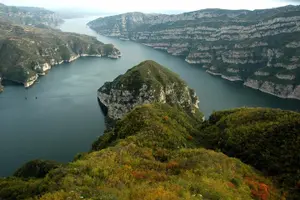 Tour image of Private Day Tour to Shaoling Temple and Yellow River from Zhengzhou with Lunch