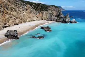Tour image of Arrábida Secret Beaches and Caves with Snorkeling Stop