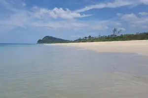 Tour image of Local Reef Snorkelling and Deserted Beach
