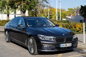 Tour image of Mercedes S Class/BMW7 Private Budapest Half Day Tour