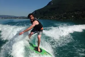 Tour image of Discover boat wakeboarding or wakesurfing on Annecy's lake