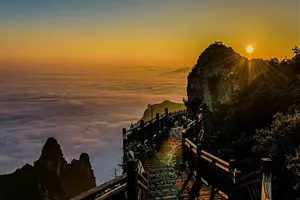 Tour image of 2-Day Group of 8 Zhangjiajie Tour: Avatar Mountain & Glass Bridge