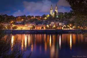 Tour image of Prague Photoshoot for Couples, Betrothed, Family & Friends