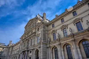 Tour image of Louvre and Tuileries Garden Walking Tour With Louvre Ticket