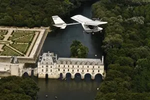 Tour image of Microlight flight in the Loire over the Château de Chenonceau