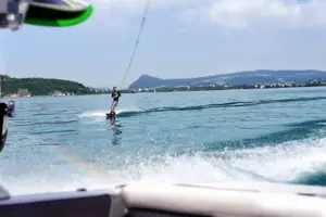 Tour image of Wakeboard and wakesurf improvement lesson on Annecy's lake