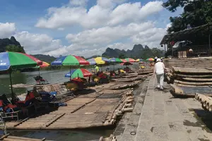 Tour image of Private Day Tour of Yangshuo Xianggong Mountain and Yulong Bamboo Boat
