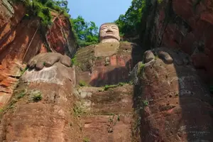 Tour image of Giant Panda and Buddha 1 day tour