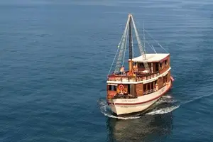 Tour image of Cruising on a comfortabel boat in Phang Nga Bay - The "Must-Do" Tour Khao Lak