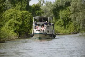 Tour image of PRIVATE FULL DAY(9 hours) Classic boat