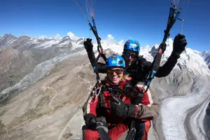 Tour image of Extended Paragliding Flight in front of the Matterhorn 30 minutes