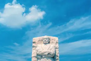 Tour image of DC City Tour with Seasonal Cruise and Optional Attraction Tickets