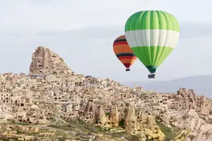 Tour image of Hot Air Balloon, Best of Red and Green Guided 1-Day Tour