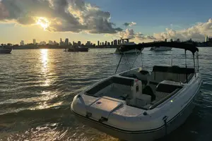 Tour image of Snorkel & Millionaire Row - Private Miami Boat Tour w/ Drinks