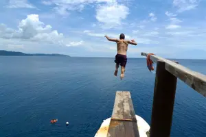 Tour image of Boracay Cliff Jumping & Snorkeling Experience (Private)