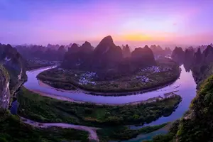Tour image of 1-Day tour of Guilin-LiRiver cruise-Yangshuo Xianggong hill