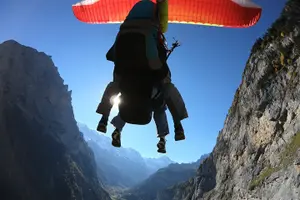 Tour image of Mürren: Paragliding over the Lauterbrunnen Valley