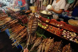 Tour image of Luang Prabang Street Food Culture, Paper Handicraft Village Tour
