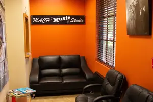 Tour image of Learn to Play Congas in 15 Minutes