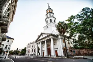 Tour image of Charleston See-It-All Sightseeing Bus Tour