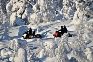Tour image of Snowmobiling Quick Spin - 2 h snowmobile experience in Rovaniemi